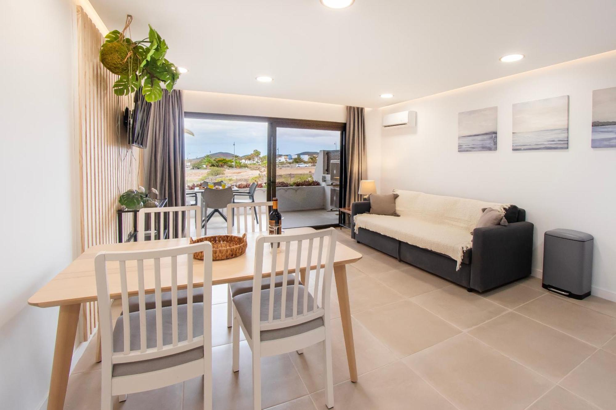 Newly Renovated, Luxurious Apartment With A Heated Pool, 259 Сан Мигел де Абона Екстериор снимка