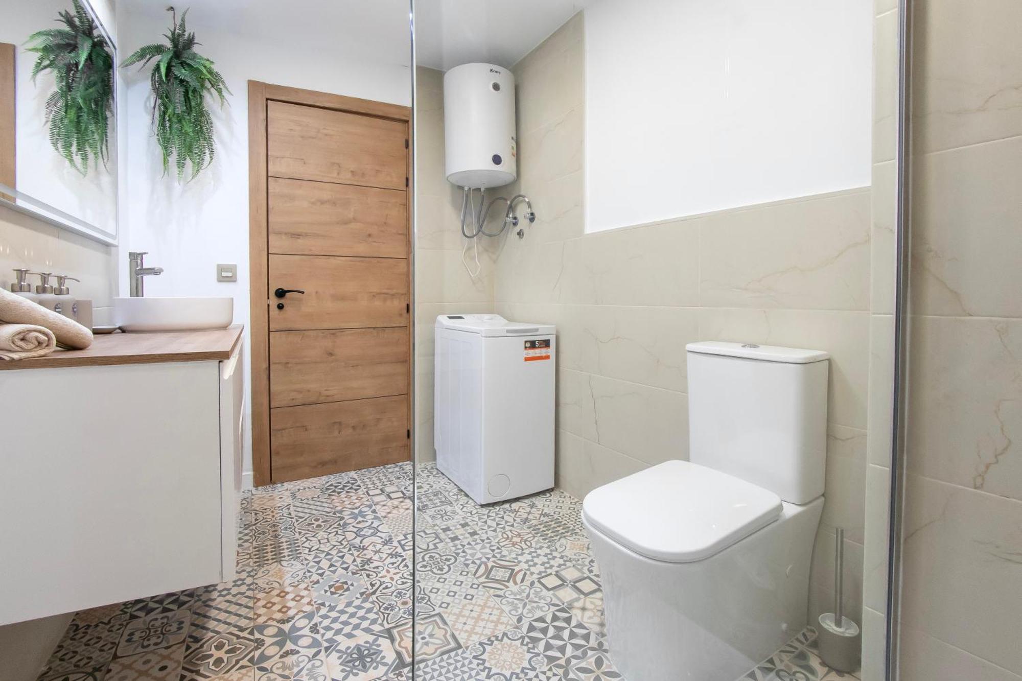 Newly Renovated, Luxurious Apartment With A Heated Pool, 259 Сан Мигел де Абона Екстериор снимка